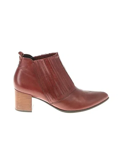 Pre-owned Ecco Ankle Boots In Red
