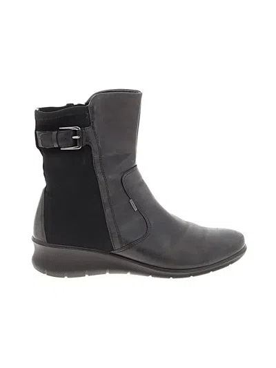 Pre-owned Ecco Boots In Black