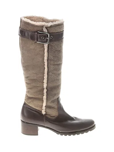 Pre-owned Ecco Boots In Brown