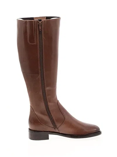 Pre-owned Ecco Boots In Brown