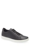 Ecco Classic Low Top Sneaker In Black/white