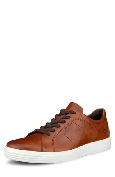 Ecco Classic Low Top Sneaker In Cognac