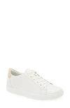 Ecco Classic Low Top Sneaker In White/powder