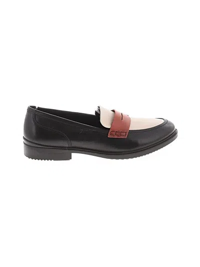 Pre-owned Ecco Flats In Black
