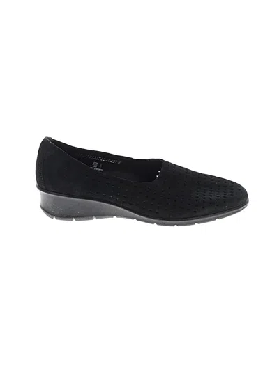 Pre-owned Ecco Flats In Black