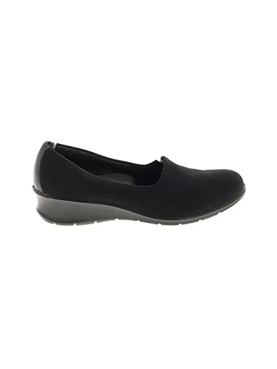 Pre-owned Ecco Flats In Black