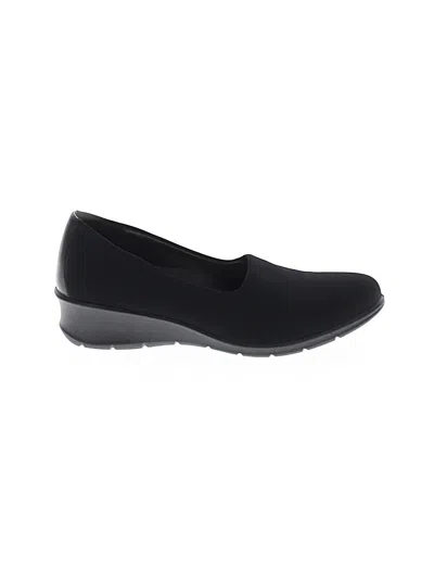 Pre-owned Ecco Flats In Black