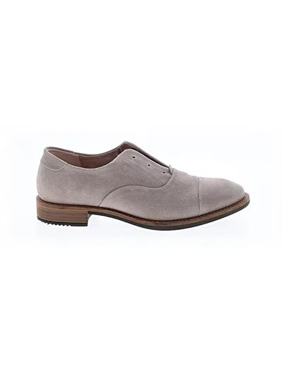 Pre-owned Ecco Flats In Gray