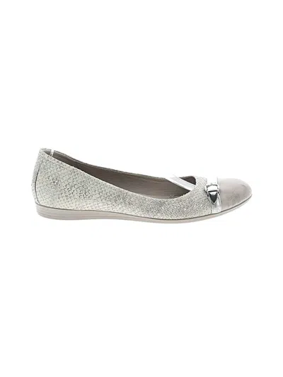 Pre-owned Ecco Flats In Gray