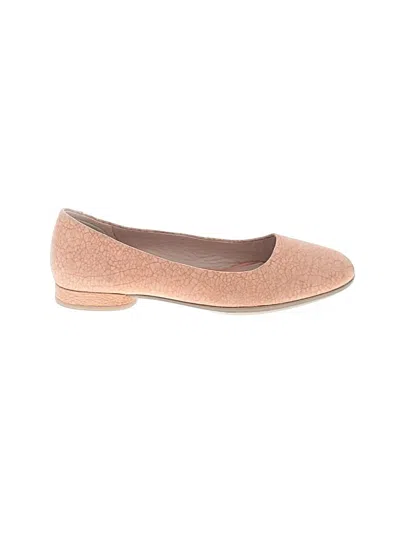 Pre-owned Ecco Flats In Tan