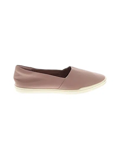 Pre-owned Ecco Flats In Tan