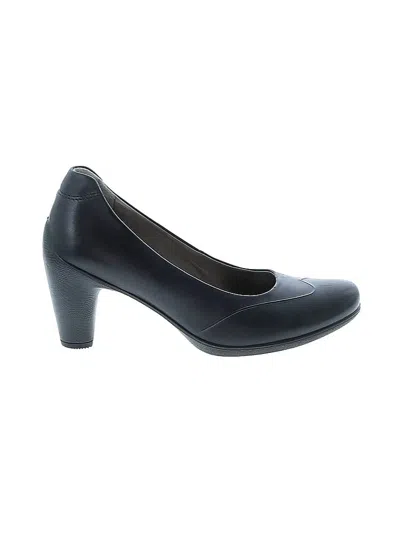 Pre-owned Ecco Heels In Black