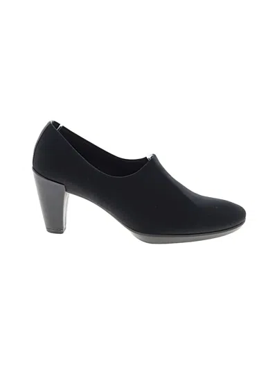 Pre-owned Ecco Heels In Black
