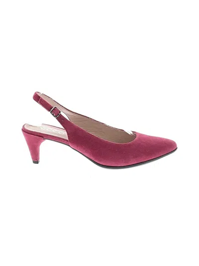 Pre-owned Ecco Heels In Burgundy