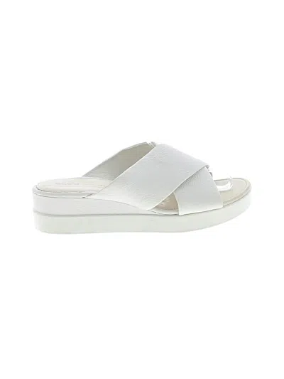 Pre-owned Ecco Sandals In White