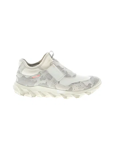 Pre-owned Ecco Sneakers In Ivory