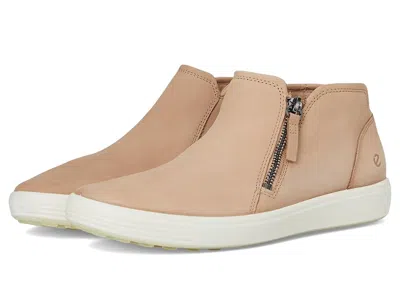 Ecco Soft 7 Low Cut Zip Bootie