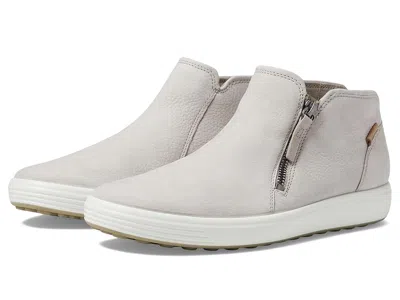Ecco Soft 7 Low Cut Zip Bootie