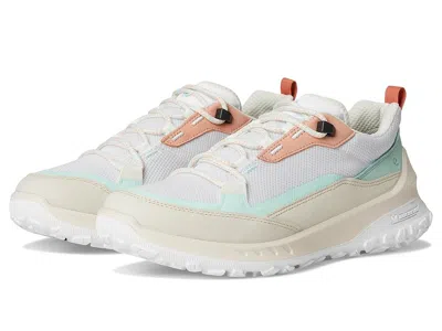 Ecco Sport Ultra Terrain Low Waterproof Hiking Shoe In White
