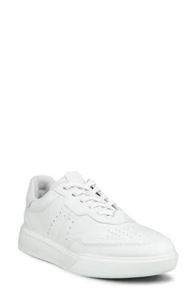 Ecco Minimalist White Sneakers With Perforated Detailing