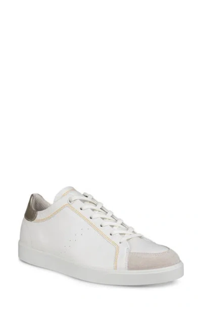 Ecco Street Lite Low Top Sneaker In Shadow White,pure White Gold