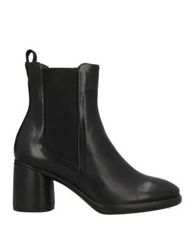 Ecco Woman Ankle Boots Black Size 8 Leather
