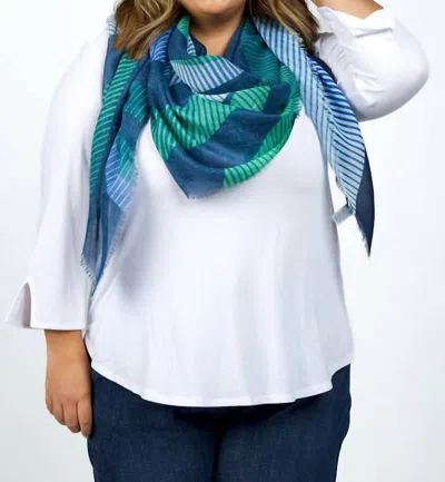 Echo Kinetic Wrap In Navy In Blue