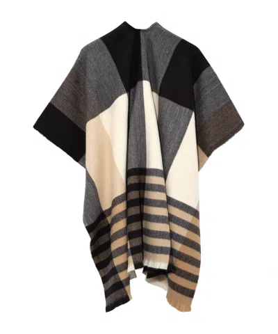Echo New York Gramercy Plaid Ruana In Gray