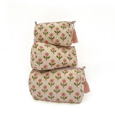 Echo Of Pink Women's Cosmetic Bag In Pink