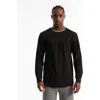 Ecko Unltd . Keep Your Head Up Thermal Top In Black
