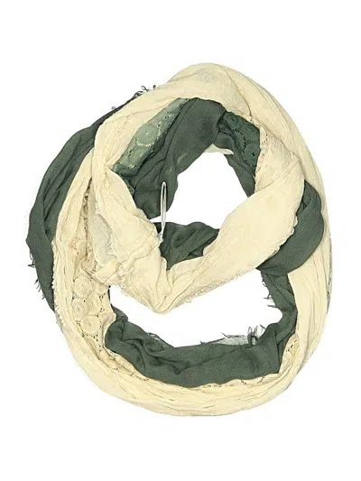 Pre-owned Ecote Scarf In Green