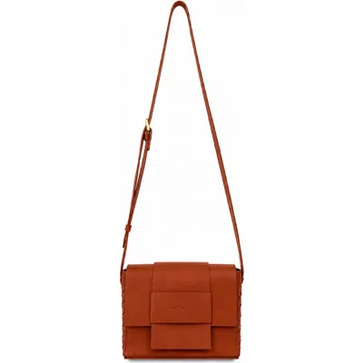 Écotorie Ecotorie Iris Leather Crossbody Bag In Rust