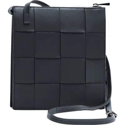 Écotorie Ecotorie Polly Woven Leather Crossbody Bag In Black