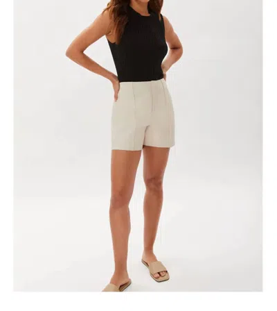 Ecru Leather Short With Pintucks In Natural In White