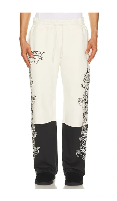 Ed Hardy Japan Lion Rhinestone Hang Sweatpant In Ivory