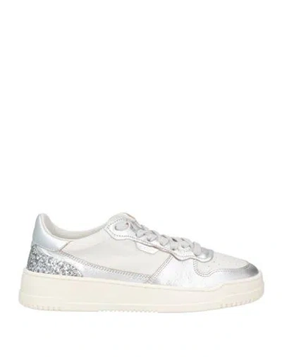Ed Parrish Woman Sneakers White Size 8 Leather