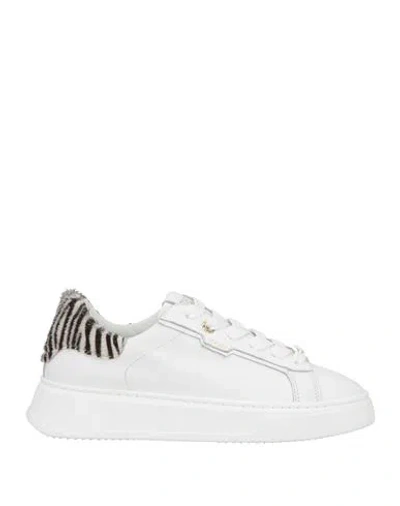 Ed Parrish Woman Sneakers White Size 8 Leather