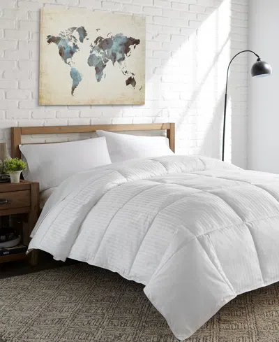 Eddie Bauer All Seasons 400 Thread Count Down Alternative Striped Luxury Oversized Duvet Insert, Queen In White