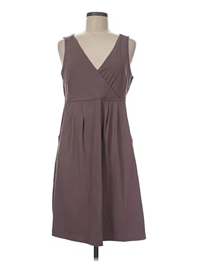 Pre-owned Eddie Bauer Casual Dress In Gray