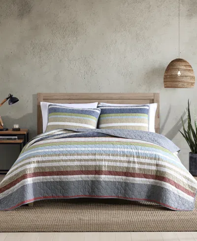 Eddie Bauer Salmon Ladder Stripe Reversible 3-piece King Quilt Set In Red,gray
