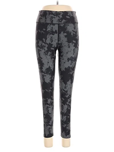 Pre-owned Eddie Bauer Leggings In Gray