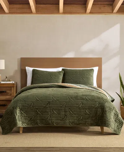 Eddie Bauer Ridgeline Solid Plush 2-piece Quilt Set, Twin In Green