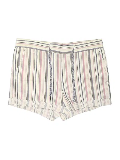 Pre-owned Eddie Bauer Shorts In Ivory