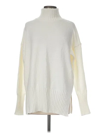 Pre-owned Eddie Bauer Turtleneck Sweater In Ivory
