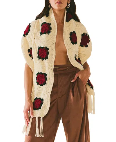 Eddy Round Top Rose Scarf In Neutral