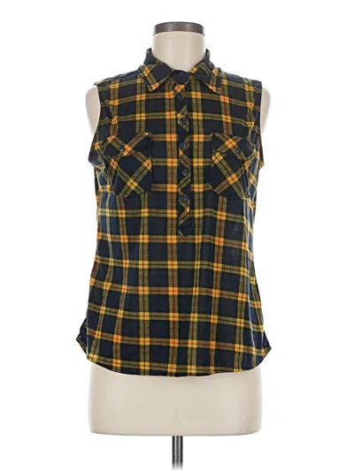 Pre-owned Eden & Olivia Sleeveless Button Down Shirt In Yellow