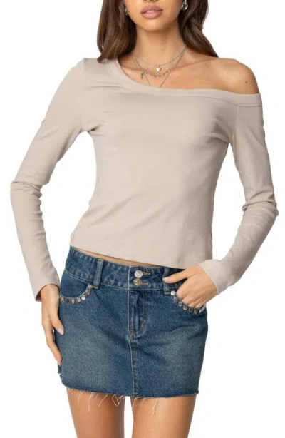 Edikted Adelaine Asymmetric One-shoulder Long Sleeve Top In Beige
