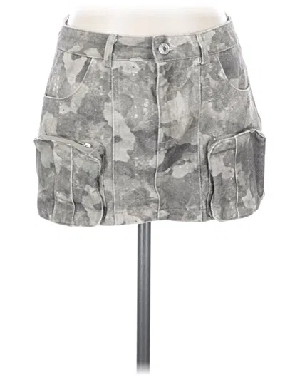Pre-owned Edikted Casual Skirt In Gray