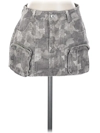 Pre-owned Edikted Casual Skirt In Gray