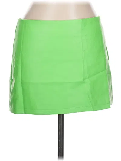 Pre-owned Edikted Casual Skirt In Green